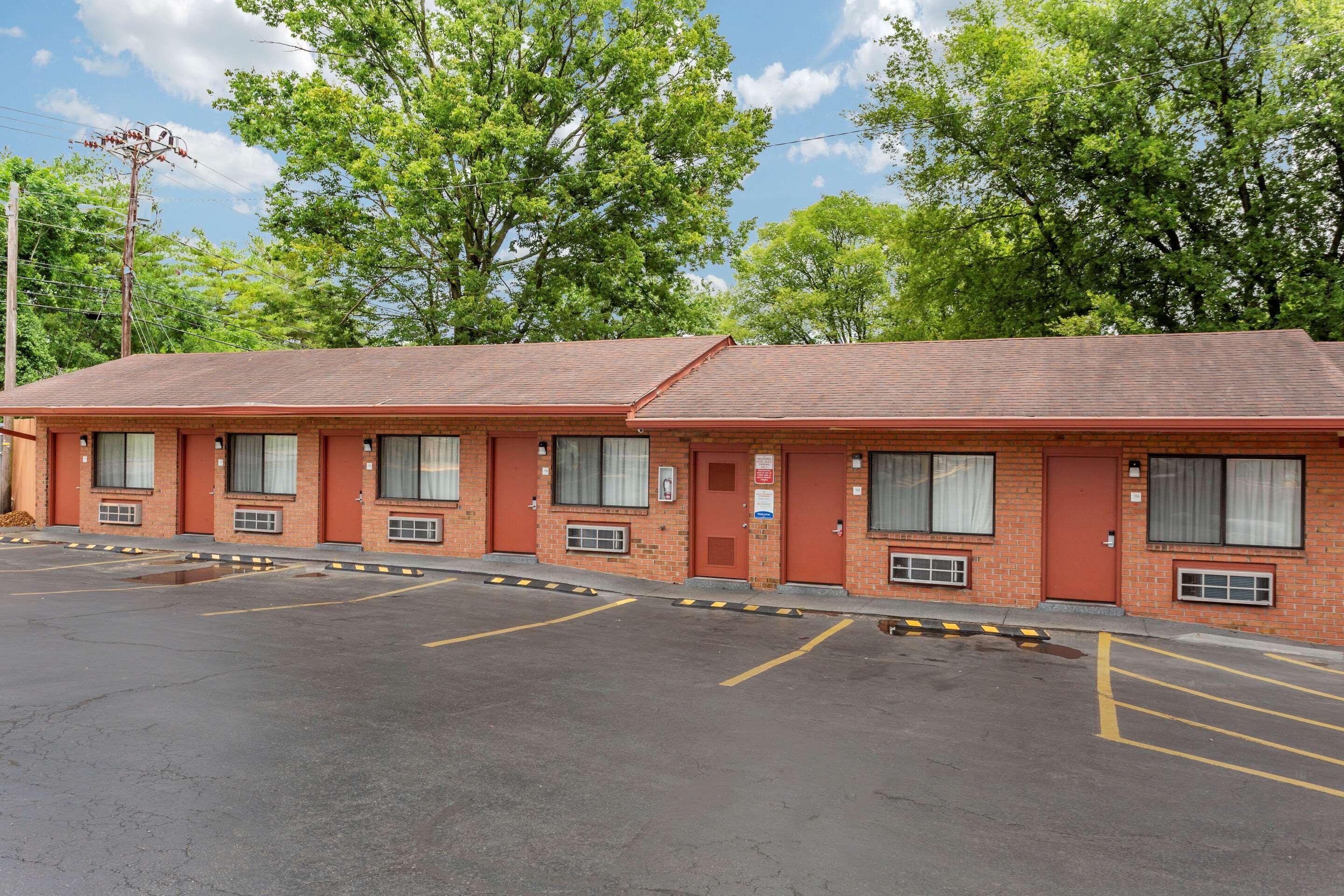 Motel Econo North - Opryland 2*
