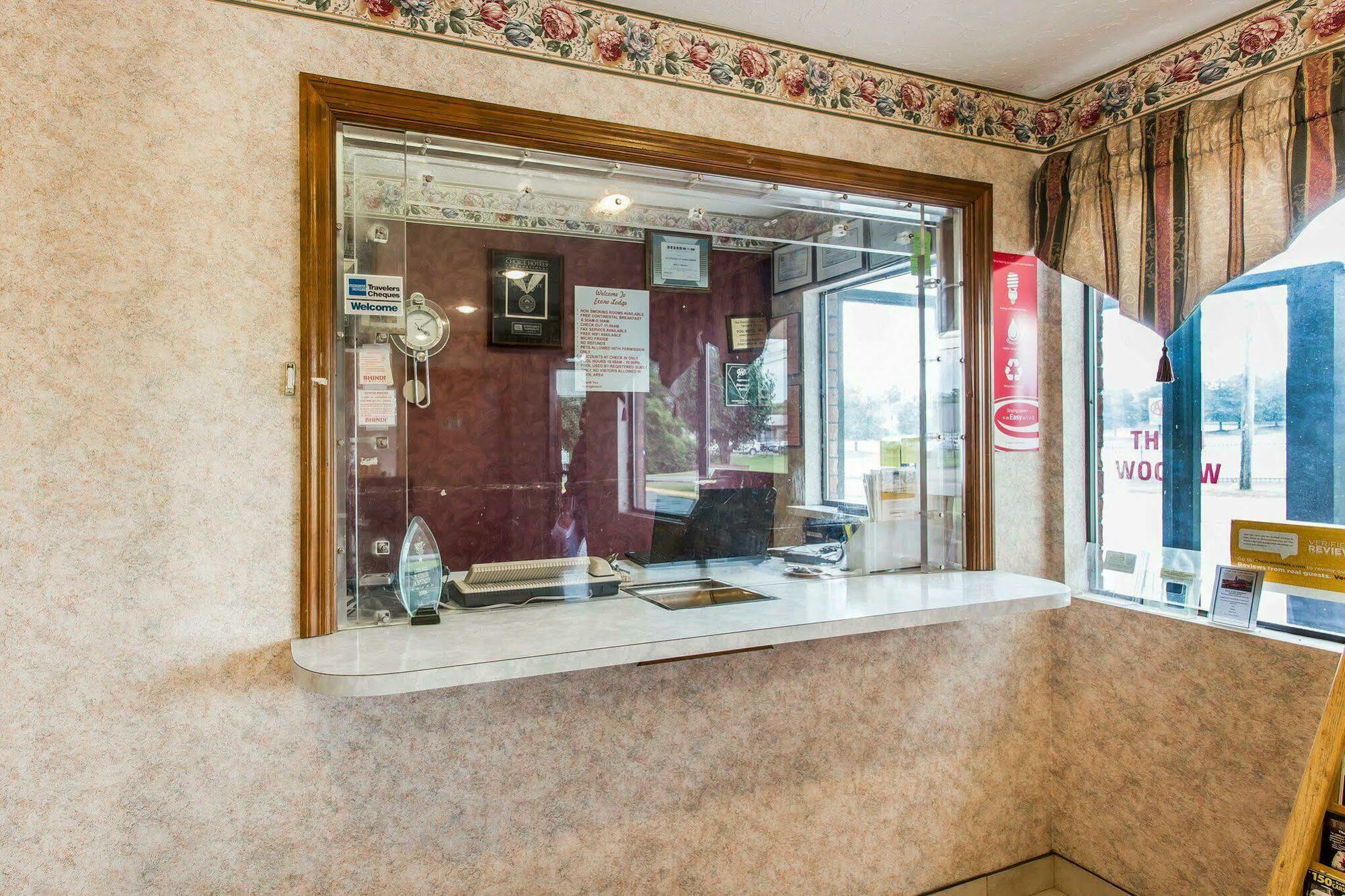 Econo North - Opryland Motel